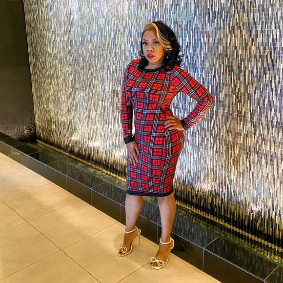 PLAID DRESS - Picture 2 of 3